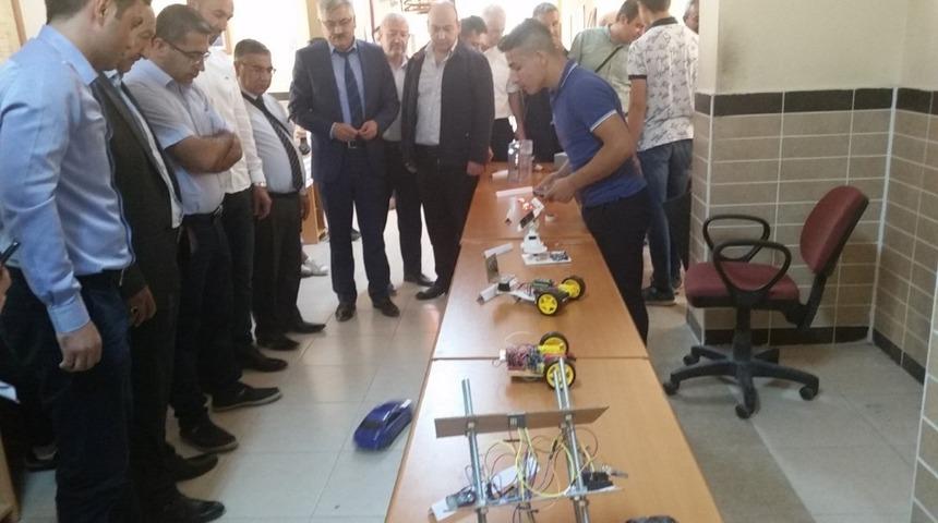 METEM Mesleki Teknik Anadolu Lisesinde yıl sonu sergisi a&ccedil;ıldı