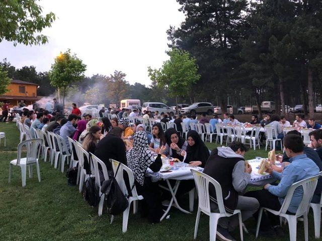 İl Başkanı Karabıyık gençlerle iftarda buluştu