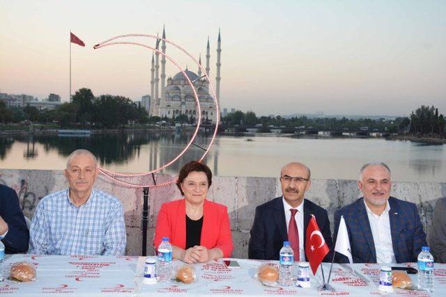 5 bin kişi Taşköprü iftarında buluştu