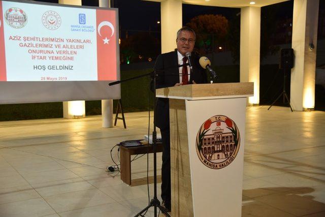 Vali Deniz, şehit aileleri ve gazilerle iftarda buluştu 1