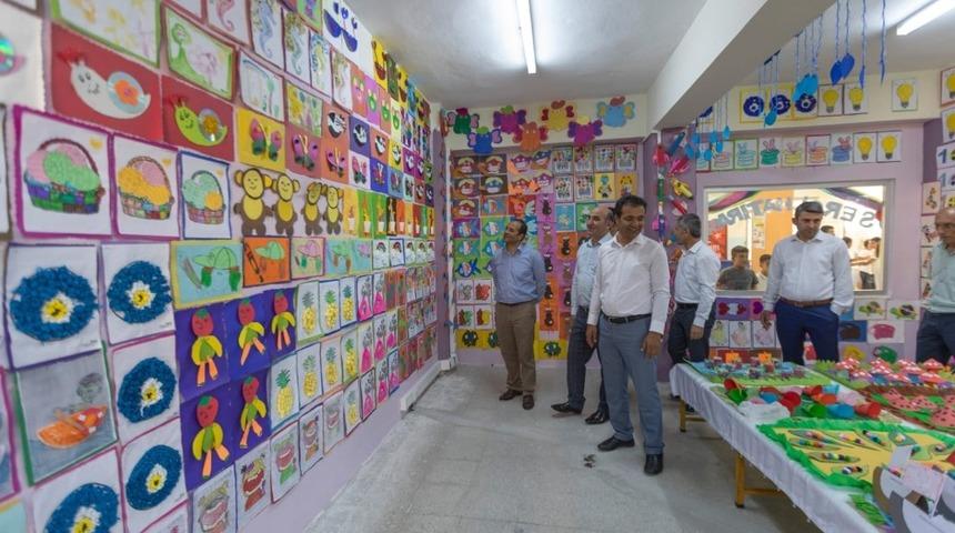 &Ouml;ğrencilerden sıfır atık ve geri d&ouml;n&uuml;ş&uuml;m sergisi