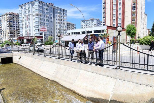 Başkan Çınar, yatırımları yerinde inceledi