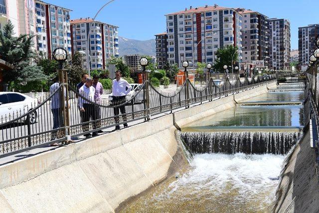 Başkan Çınar, yatırımları yerinde inceledi