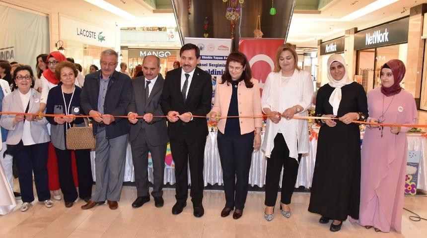 Unutulanları unutmayalım sergisi a&ccedil;ıldı