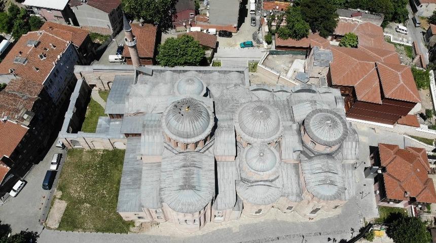 Restorasyonu tamamlanan Molla Zeyrek Cami havadan g&ouml;r&uuml;nt&uuml;lendi