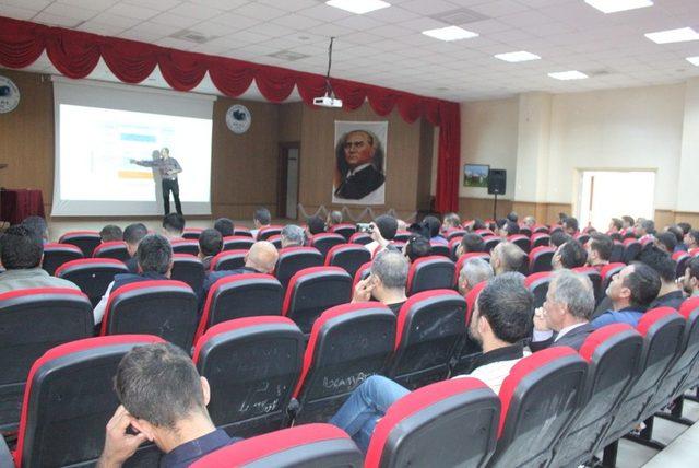 Van’da “Gelişmiş Ülkelerin Eğitim Sistemi ve Uygulamaları” konferansı