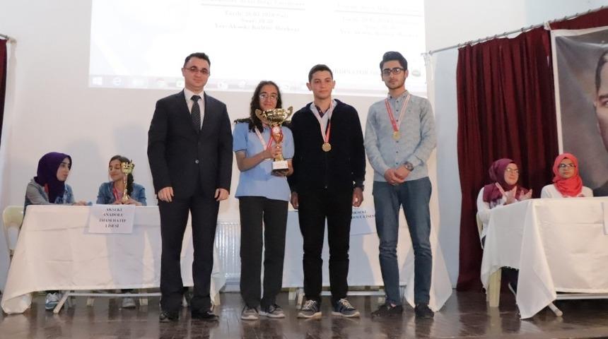 Akseki&rsquo;de Osman Y&uuml;ksel Serdenge&ccedil;ti anısına bilgi yarışması