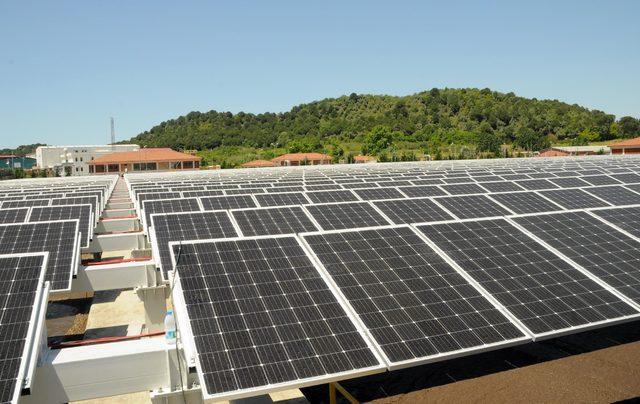 Türkiye’nin elektriğini güneşten sağlayacak ilk arıtma tesisinde sona gelindi