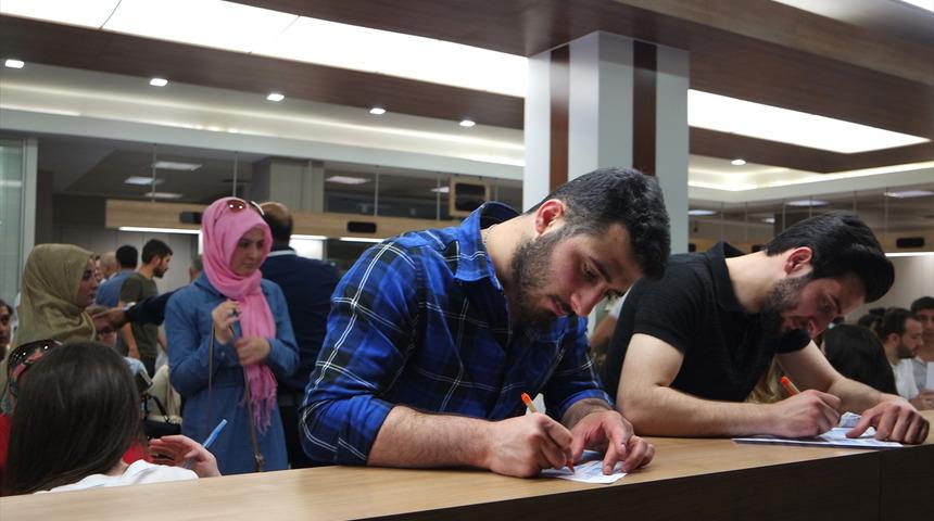 Bursa'da 10 bin işçi alımında başvuru yoğunluğu