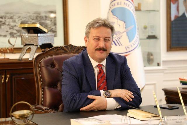 Melikgazi Belediye Başkanı Dr. Mustafa Palancıoğlu, “Melikgazi Belediyespor Genç Voleybol Takımı Türkiye finallerinde şehrimizi temsil edecek”