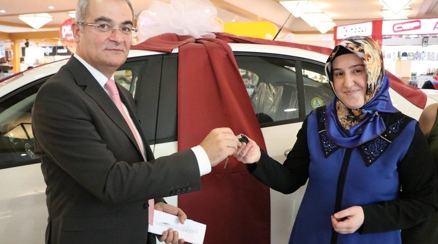 Meysu Outlet&rsquo;te Fiat Egea Sahibini Buldu