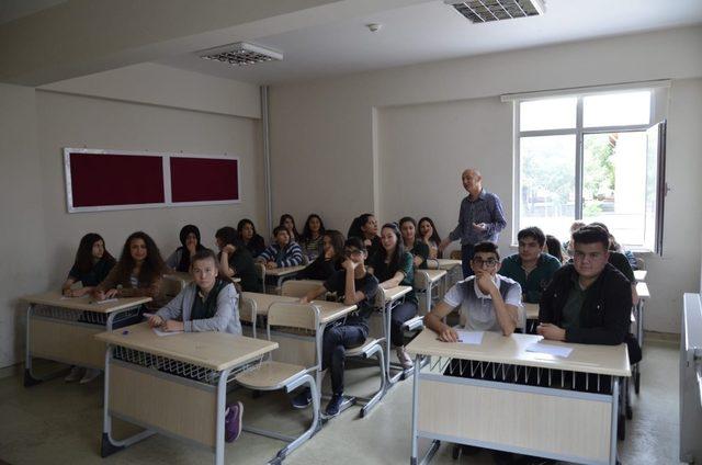 Lise öğrencilerinin hayatına yeni bir pencere ekleniyor