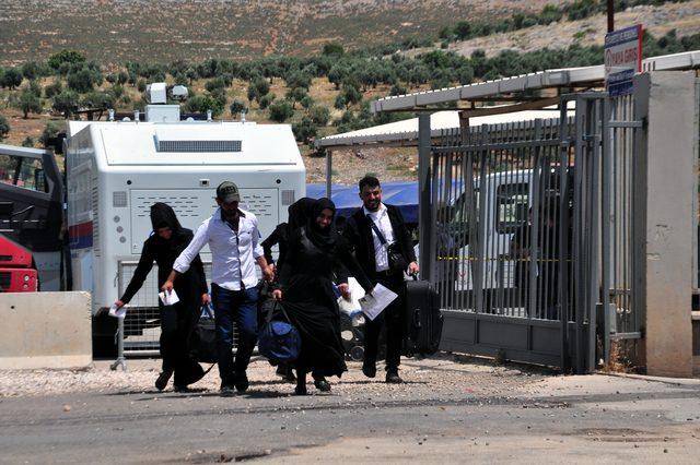 Cilvegözü'nden bayram için Suriye'ye gidenlerin sayısı 29 bini buldu