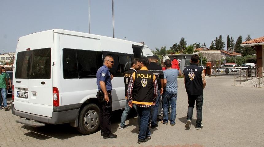 Fethiye&rsquo;deki fuhuş operasyonunda 11 tutuklama