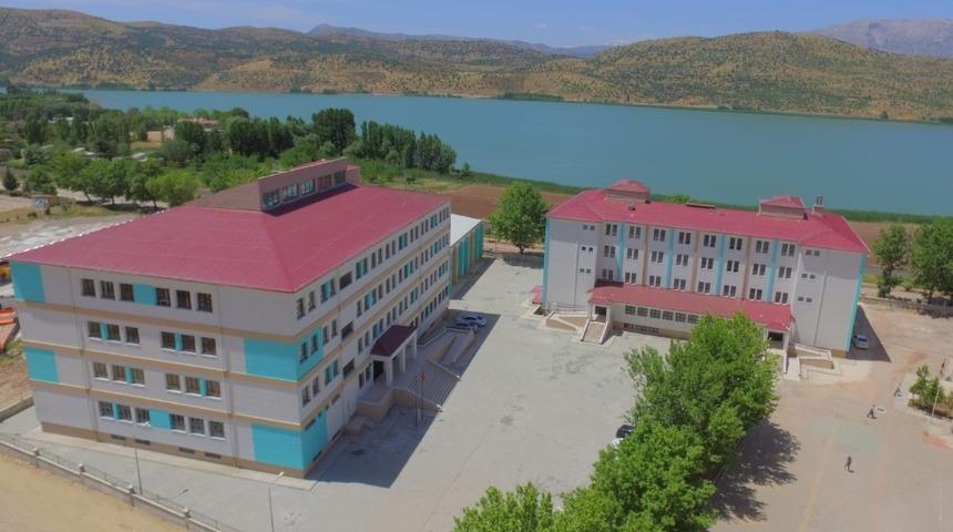 G&ouml;lbaşı il&ccedil;esinde Fen ve Sosyal Bilimler Program Okulu a&ccedil;ıldı