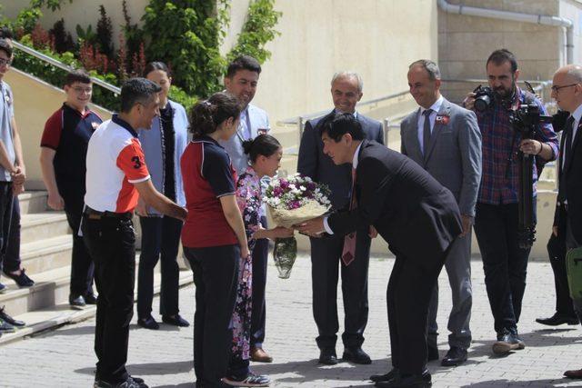 Büyükelçi Miyajima TOBB Fen Lisesi’ne ziyarette bulundu