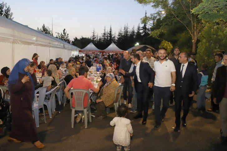 AK kadrolar, Nevşehir Belediyesi Ramazan etkinliklerinde G3