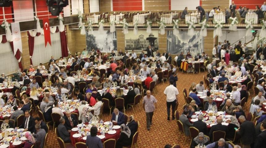 Şehit ailelerine iftar