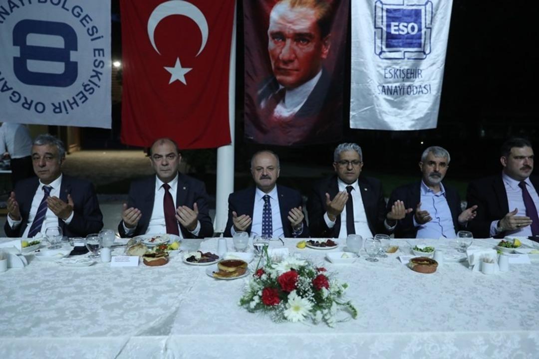 ESO ve EOSB ortaklığında iftar