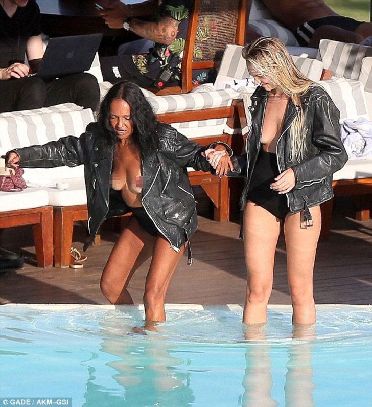 Candice Swanepoel'dan doğum sonra seksi pozlar! G4