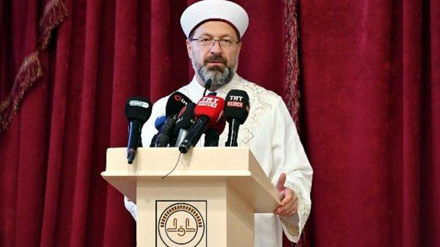 Diyanet İşleri Başkanı Erbaş: Yenikapı’da 300 bin kişiyle açık havada teravih namazı kılacağız