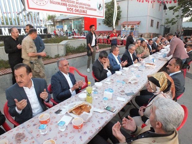 Malazgirt’te ‘kardeşlik’ iftarı