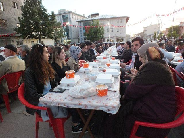 Malazgirt’te ‘kardeşlik’ iftarı