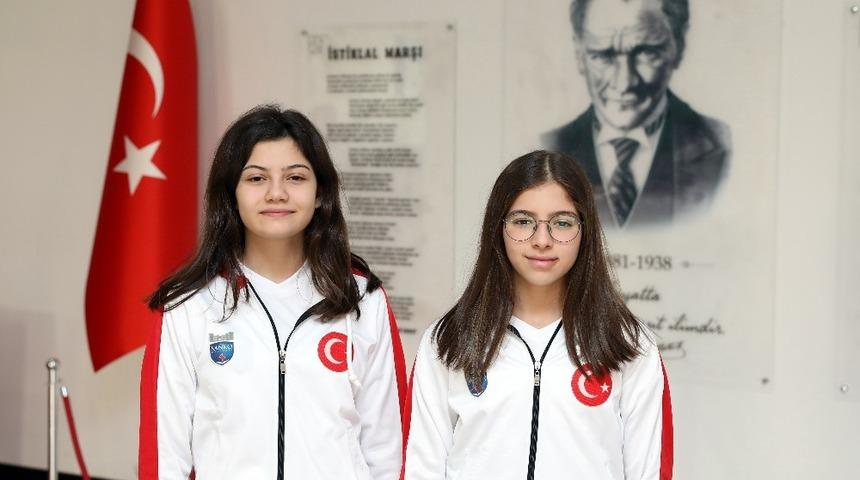 SANKO okullarının y&uuml;z&uuml;c&uuml;leri T&uuml;rkiye finalinde