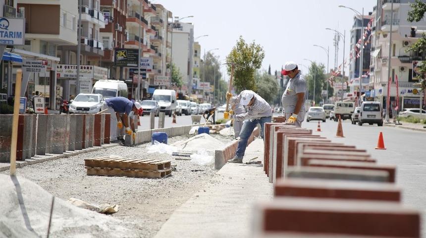 D&ouml;şemealtı&rsquo;nda 28 kontrols&uuml;z kavşak kapatılıyor
