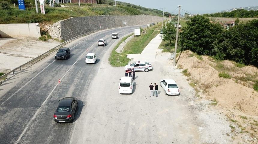 Yalova&rsquo;da bayram trafiğine, &rsquo;drone&rsquo;lu kontrol