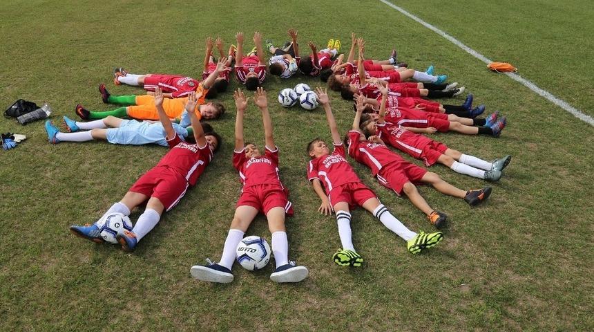 Turgutlu Belediyesinin yaz spor okulları başlıyor