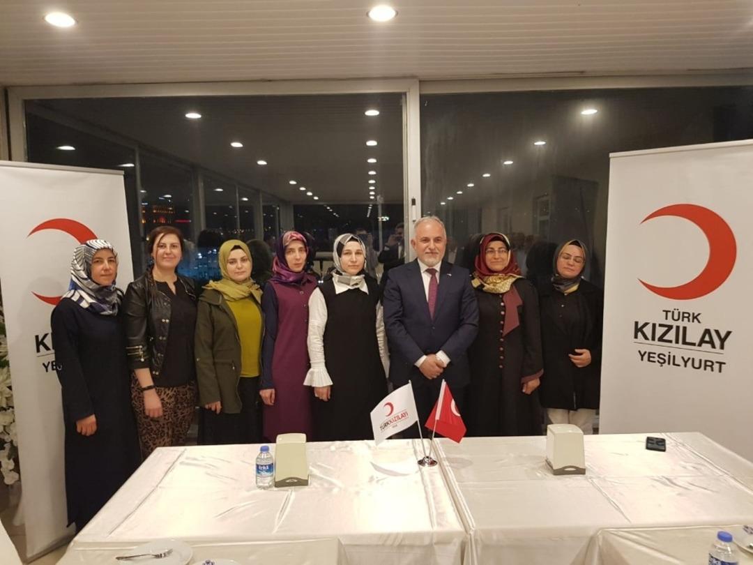 T&uuml;rk Kızılayı Yeşilyurt&rsquo;da Ramazan&rsquo;ı dolu dolu ge&ccedil;iriyor