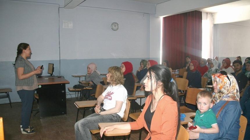 Sungurlu MYO&rsquo;da "&Ccedil;ocukta Davranış Geliştirme" semineri