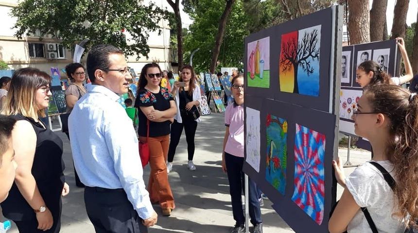 Okulların ortak resim sergisi b&uuml;y&uuml;k ilgi g&ouml;rd&uuml;