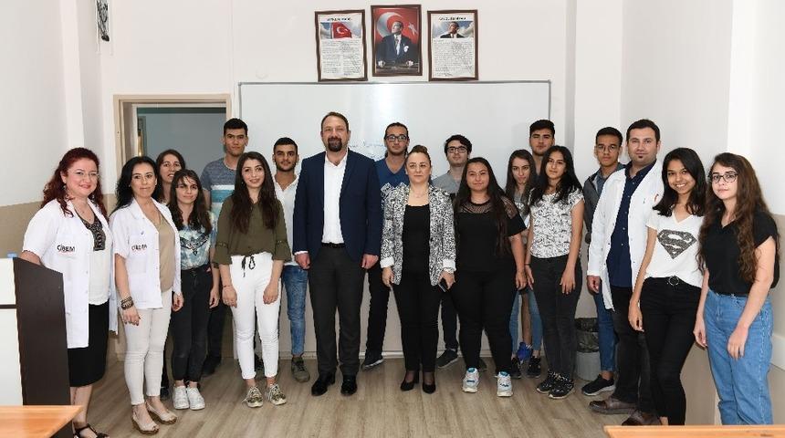 Başkan Gümrükçü’den öğrencilere başarı dileği