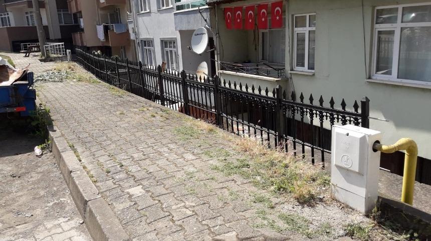 Serçe sokağa korkuluk yapıldı