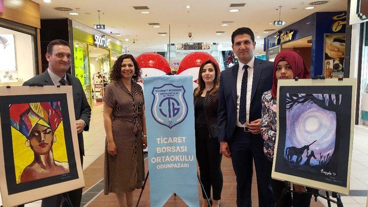 ‘Renklerin Dansı-2’ adlı resim sergisi G2