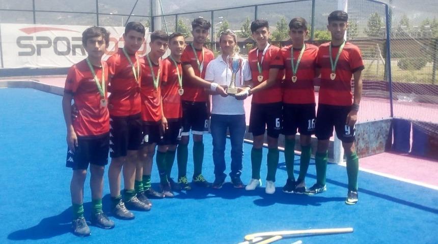 &Ouml;nce şampiyonluk, sonra milli takım