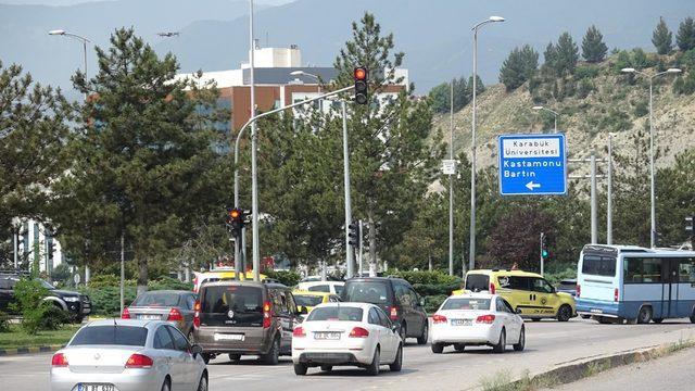 Karabük'te bayram öncesi drone ile trafik denetimi