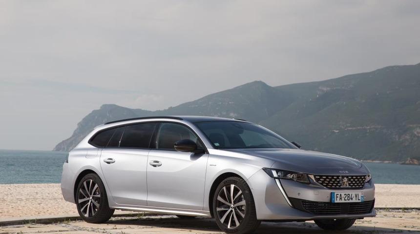 Peugeot, yeni 508 SW’u tanıttı