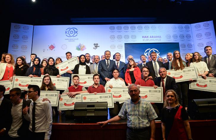'İstanbul Liselerarası İyi İlkeleri Yarışması' ödül töreni