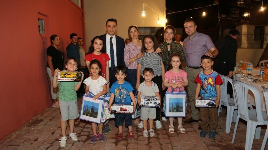 Emniyet M&uuml;d&uuml;r&uuml; Ulucan, şehit ailesi ve polislerle bir araya geldi