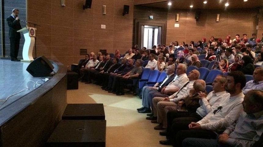 Kur&rsquo;an-ı Kerim&rsquo;i g&uuml;zel okuma yarışmasında kazananlar &ouml;d&uuml;llerini aldı