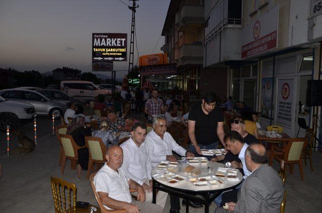 Kanatlı Hayvan Eti Üreticileri Birliğinden iftar yemeği