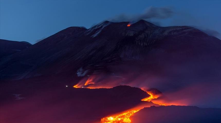 Etna yanardağı aktif duruma geçti