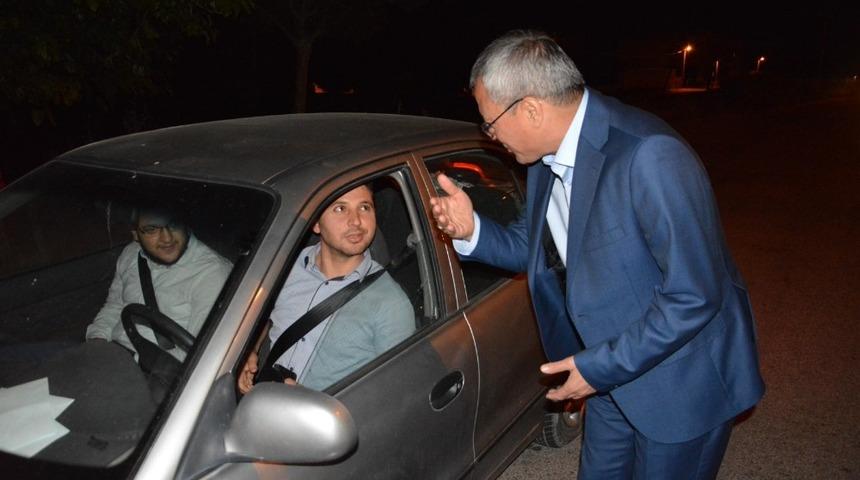 Vali Deniz, bayram &ouml;ncesi trafik uygulama noktalarını inceledi