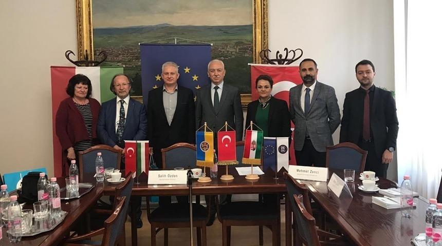 K&uuml;tahya Belediyesi, Macaristan&rsquo;ın Pecs Belediyesi ile iş birliği yapacak