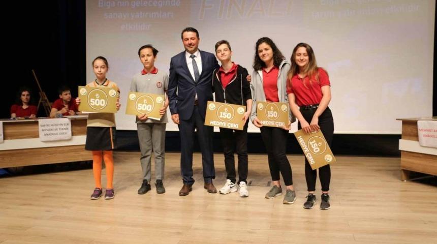 Biga&rsquo;da liseler arası m&uuml;nazara yarışması