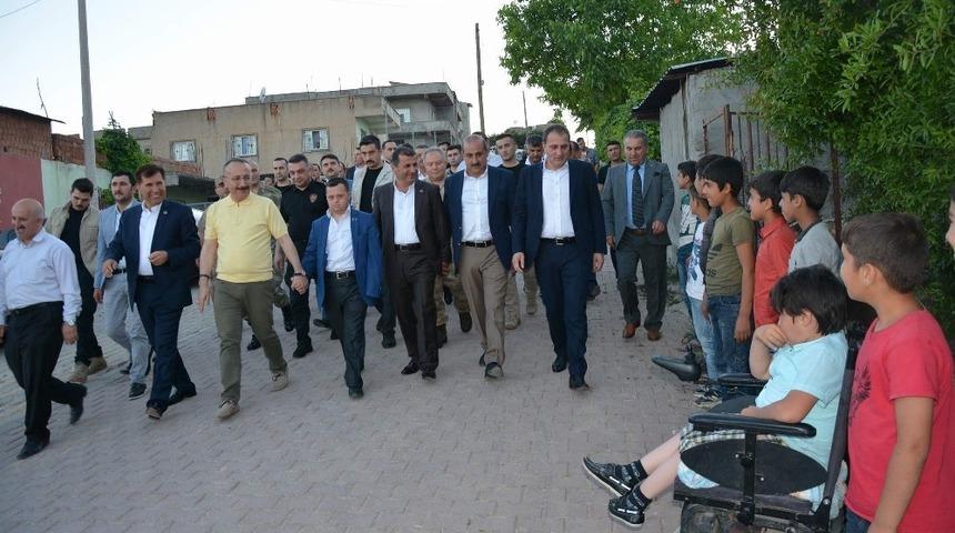 Vali Ali Fuat Atik, Atabağı beldesinde vatandaşlarla bir araya geldi