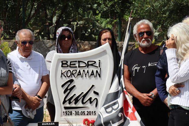 Bedri Koraman, mezarı başında anıldı